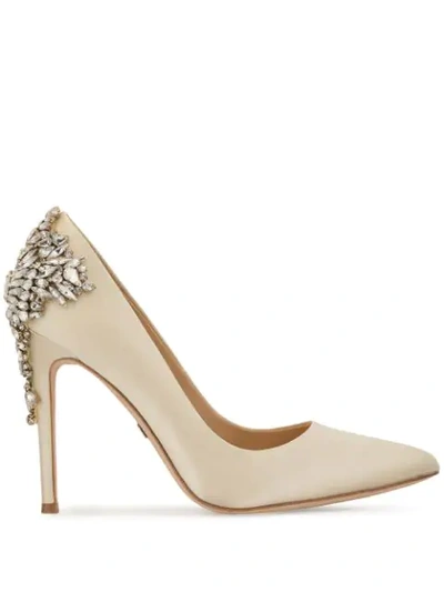 Badgley Mischka Gorgeous Pumps In White