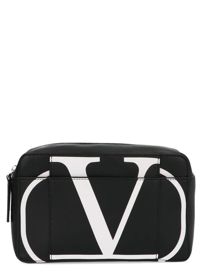 Valentino Garavani Garavani Leather Messenger Bag In Black
