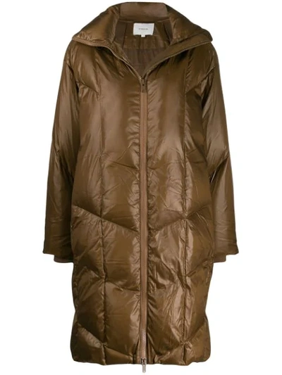Vince Quilted Puffer Coat In 248 Mocha