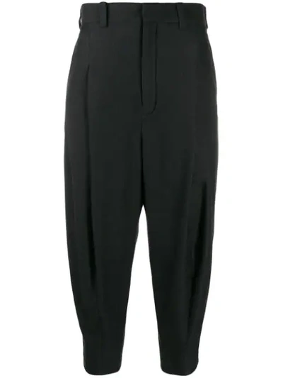 Devoa Cropped Trousers In Charcoal