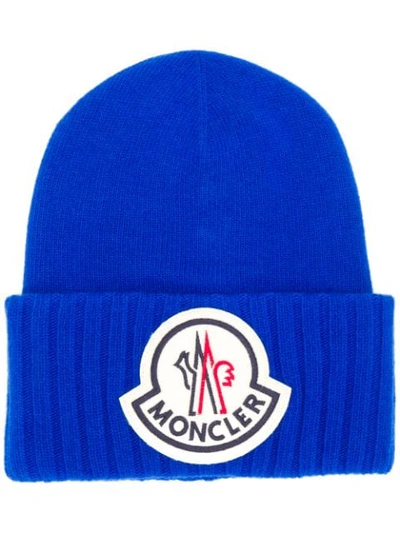 Moncler Logo Patch Beanie In 736 Blue
