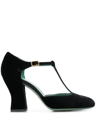 Paola D'arcano Round-toe Pumps In Black