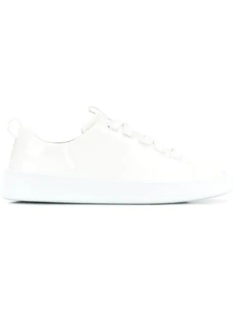 camper courb white