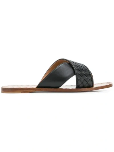 Bottega Veneta Nero Intrecciato Nappa Ravello Sandal In Black