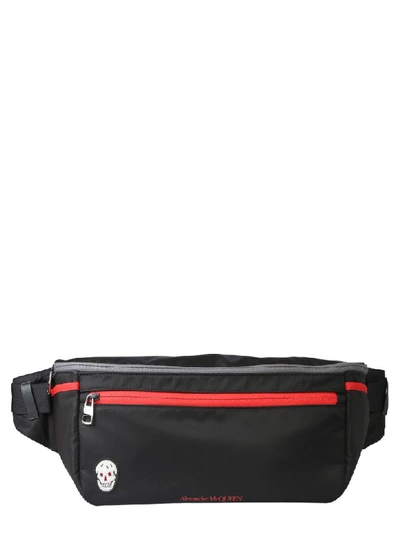 Alexander Mcqueen Oversize Pouch In Nero