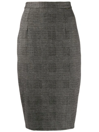 Styland Fitted Pencil Skirt In Black