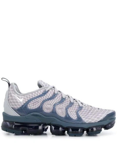 Nike Vapormax Sneakers In Grey