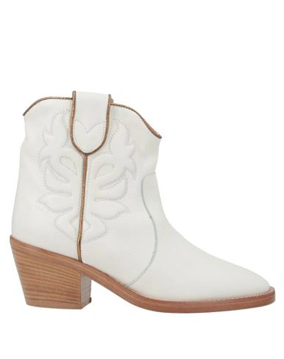 Twinset Ankle Boots In White