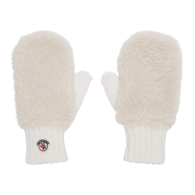 Moncler White Shearling Mittens In 034 White