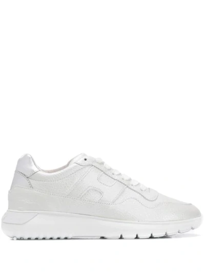 Hogan Interactive Pearly Effect Trainers In White