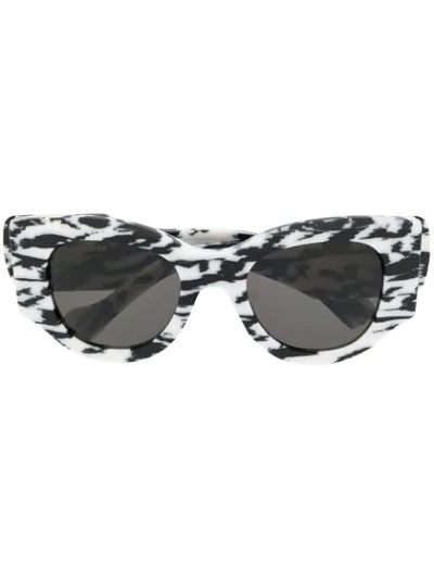 Balenciaga Paris Cat Eye-frame Sunglasses In Black