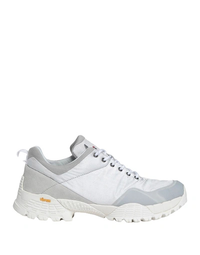 Roa Neal Vibram Sole Hiker Low Shoe In Silver