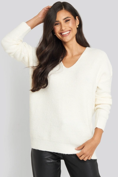 Na-kd Oversized V Neck Knitted Sweater - White In Offwhite