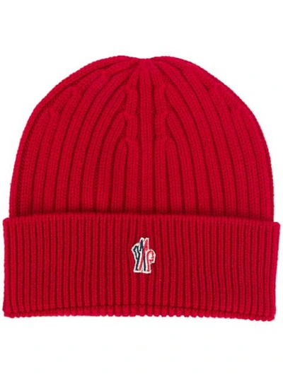 Moncler Logo Knit Beanie In Red