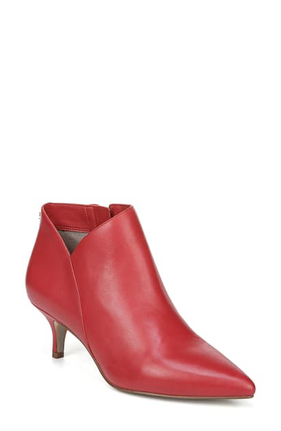 kadison pointed toe kitten heel bootie