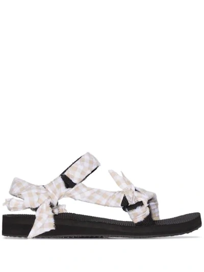 Arizona Love Bandana Knitted Flat Sandals In Black ,neutral