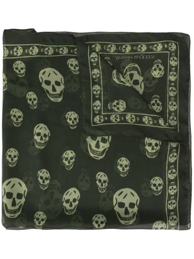 Alexander Mcqueen Skulls Printed Scarf In Green