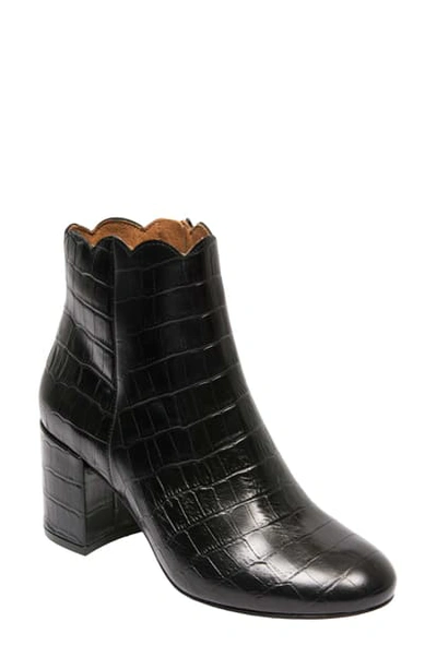 Andre Assous Women's Selena Croc-embossed Block-heel Booties In Black Croco Leather