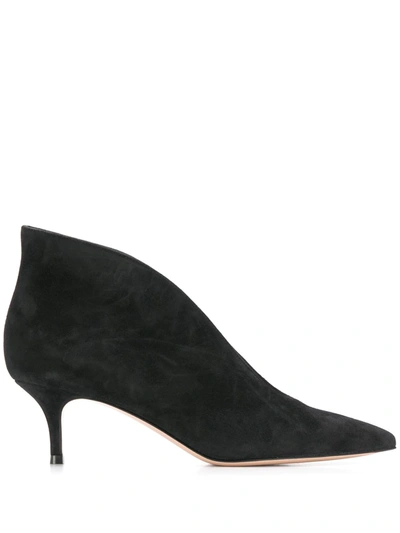 Gianvito Rossi Pointed Toe Pumps In Black