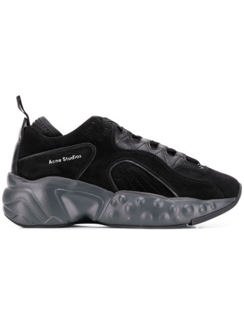 manhattan sneakers
