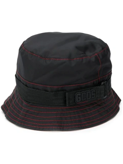 Gcds Logo Strap Bucket Hat In Black