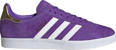 Pre-owned Adidas Originals Adidas Gazelle Tfl Elizabeth Line (w) In Collegiate Purple/footwear White/gold Metallic