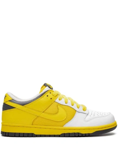 Nike Wmns Dunk Low Sneakers In Yellow