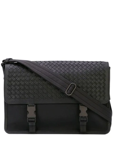 Bottega Veneta Intrecciato Weave Messenger Bag In Black