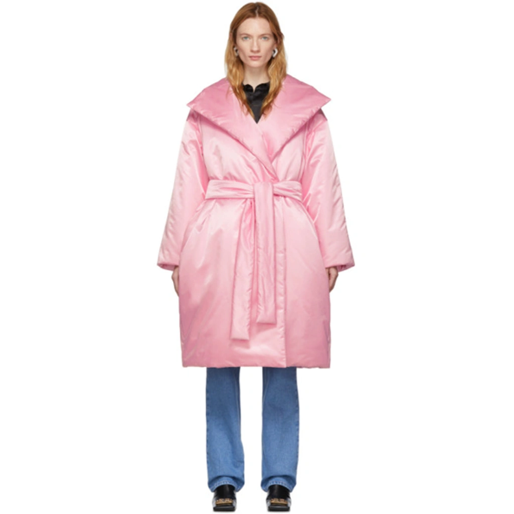 ダウンジャケット・コート Balenciaga Pink Nylon Padded Jacket New} @ArianaGrande via @AaronTeoh's Instagram feed, on