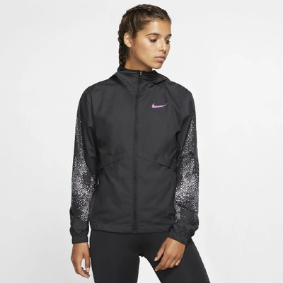 Nike Women's Essential Water-repellent Hooded Running Jacket In Black
