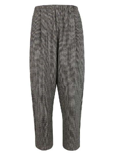 A Punto B Houndstooth Cropped Trousers In Ecru/black
