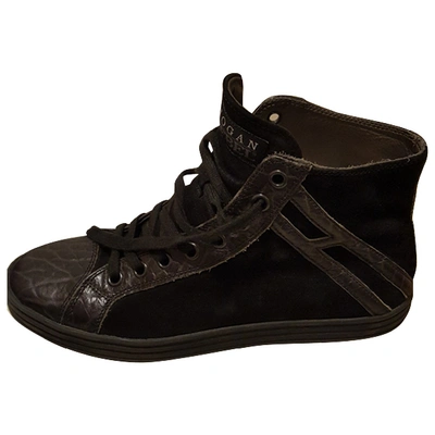 Pre-owned Hogan High Trainers In Black