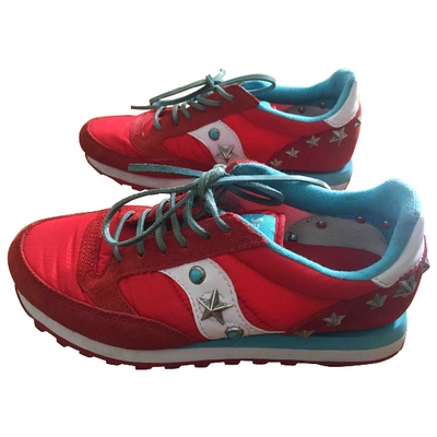 Pre-owned Saucony Low Trainers In Red