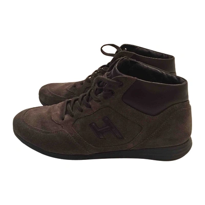 Pre-owned Hogan High Trainers In Brown