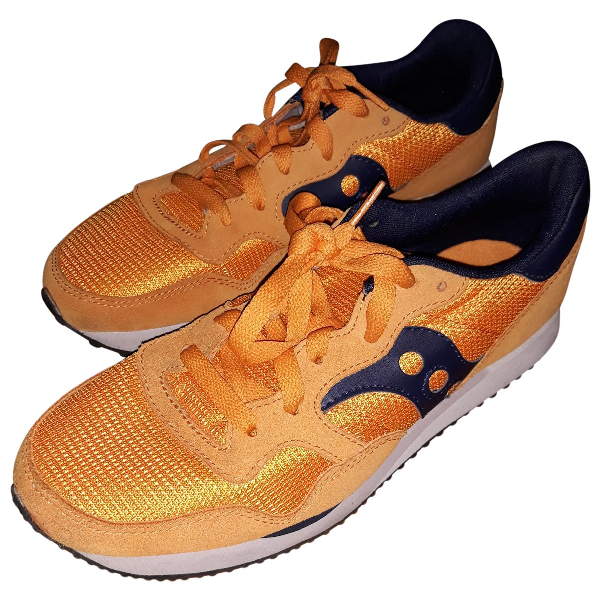 saucony orange
