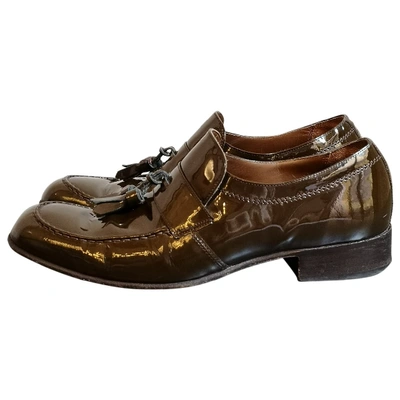 Pre-owned Burberry Patent Leather Flats In Brown