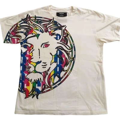 Pre-owned Versus White Cotton T-shirt