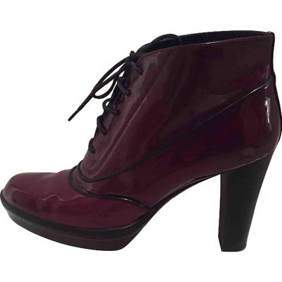 Pre-owned Tod's Patent Leather Lace Up Boots In Burgundy