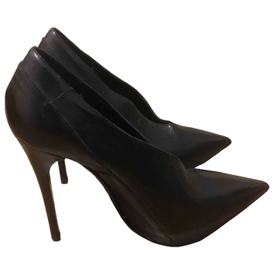 Pre-owned Burberry Leather Heels In Black