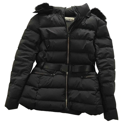 Pre-owned Closed Puffer In Black
