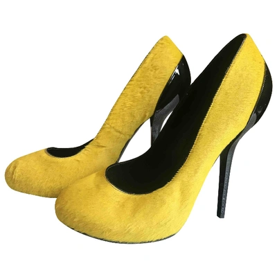 Pre-owned Giuseppe Zanotti Pony-style Calfskin Heels In Yellow