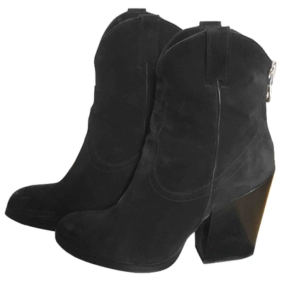 Pre-owned Rodolphe Menudier Ankle Boots In Black