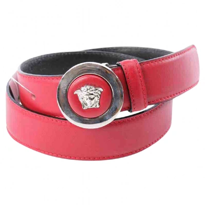 Pre-owned Versace Leather Belt In Red