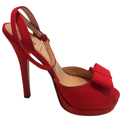 Pre-owned Fendi Cloth Heels In Red