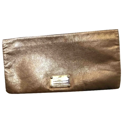 Pre-owned Dolce & Gabbana Leather Clutch Bag In Metallic