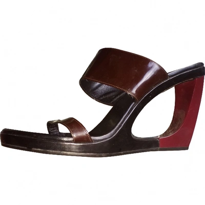 Pre-owned Gucci Leather Sandals In Burgundy
