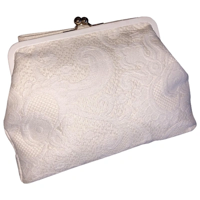 Pre-owned Dolce & Gabbana Clutch Bag In White
