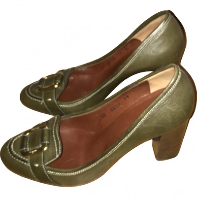 Pre-owned Ferragamo Leather Heels In Khaki