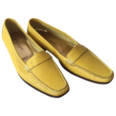 Pre-owned Dolce & Gabbana Leather Flats In Yellow
