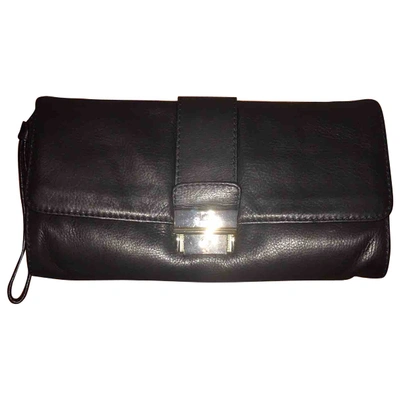 Pre-owned Iceberg Leather Clutch Bag In Black